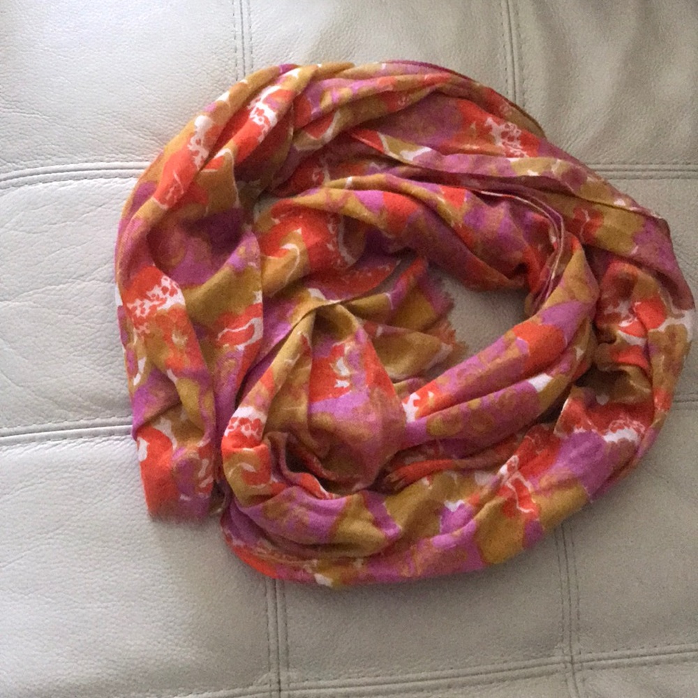 Light weight scarf